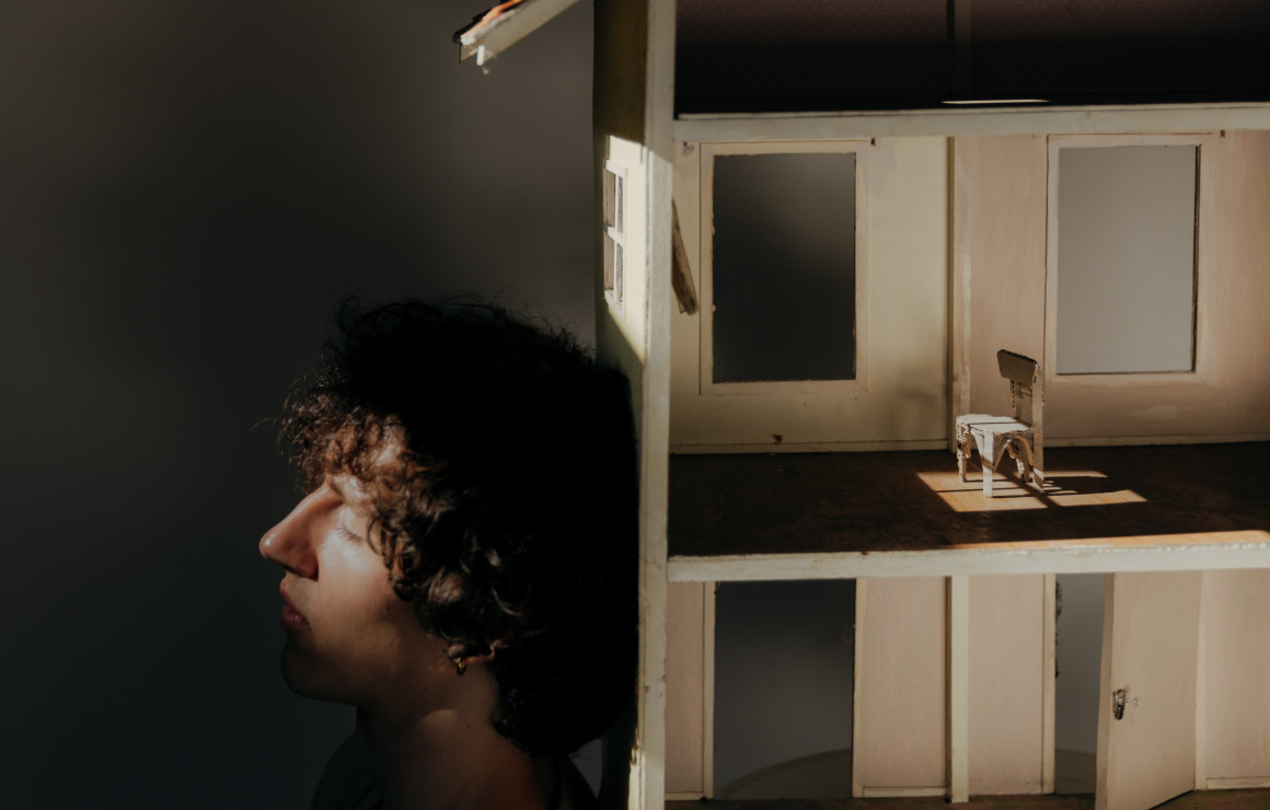 ROOM - (c) Mayli Sterkendries