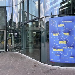 Any Way the Wind Blows bibliotheek